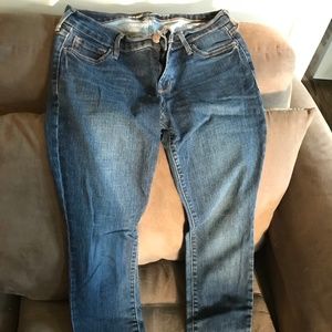 Mid-Rise Jeans